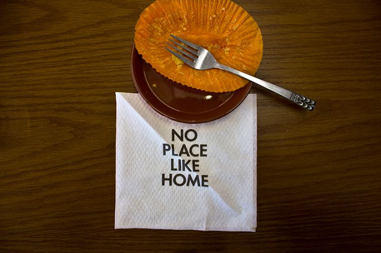 home-cafe-napkin-cake