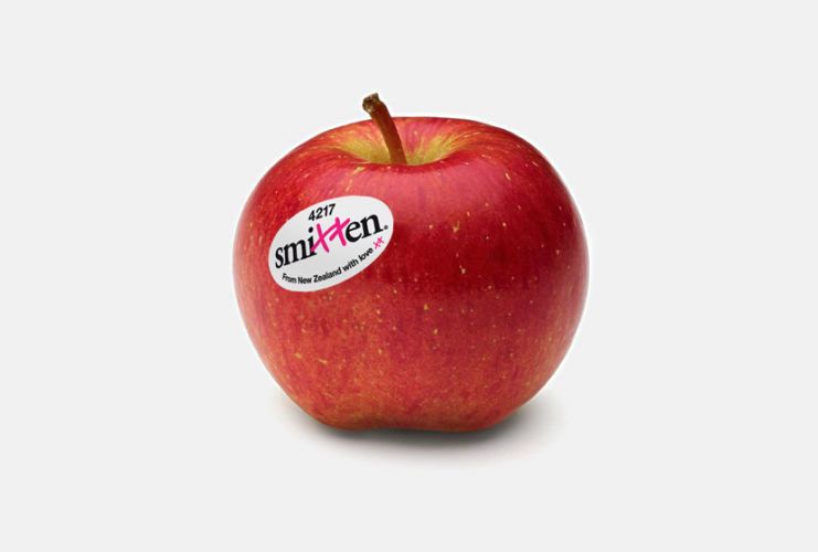 Smitten apple